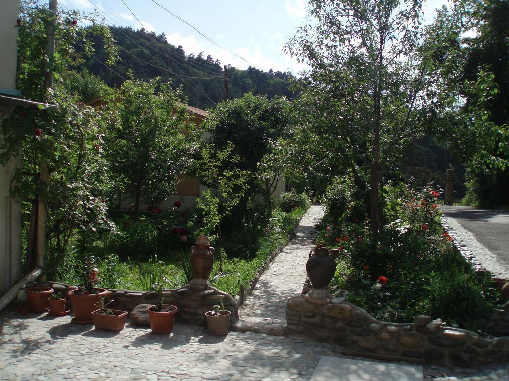 Nina B&B Dilisan Kültér fotó